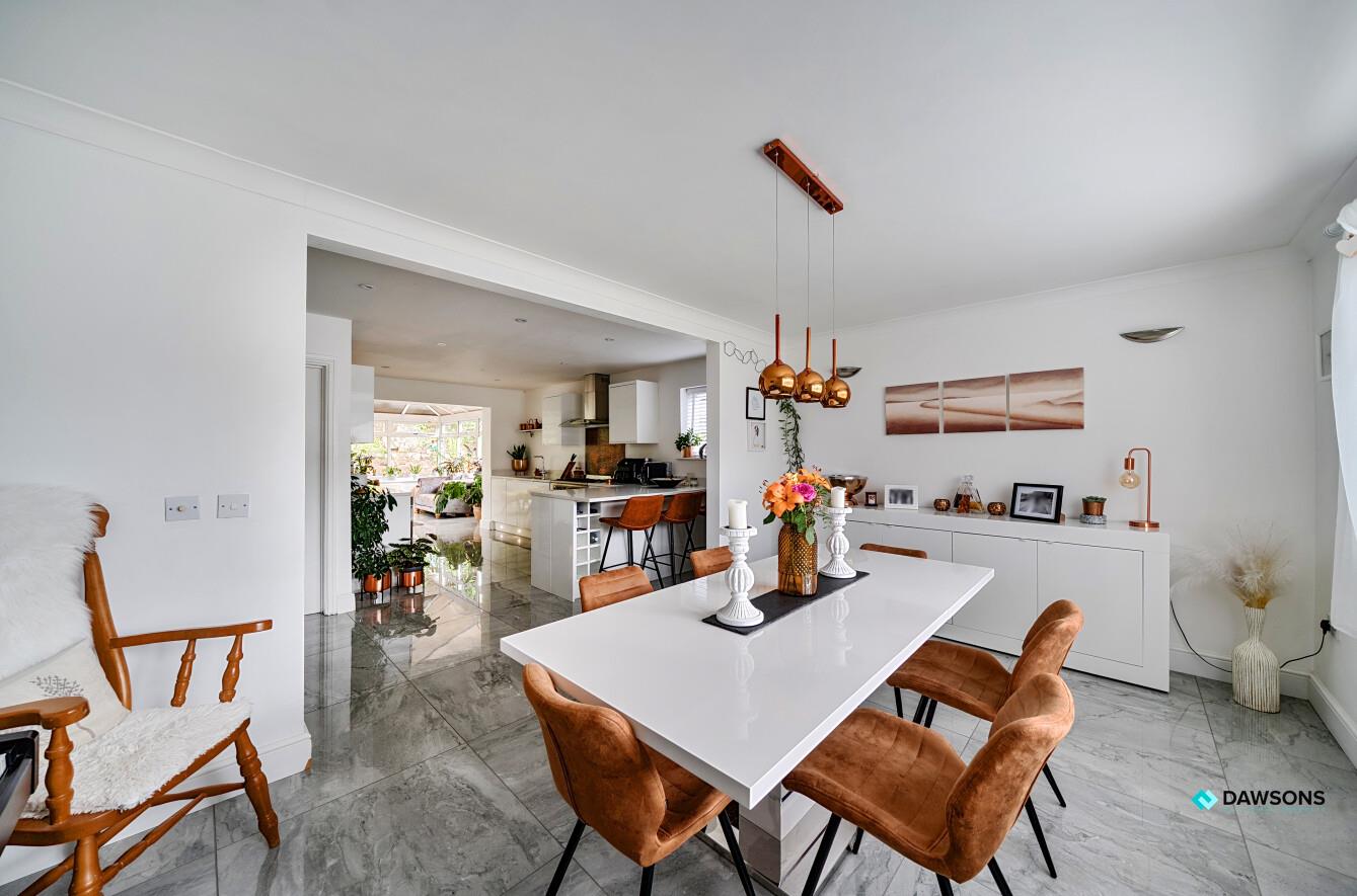 Waverley Drive, Mumbles, Swansea, SA3 5SY